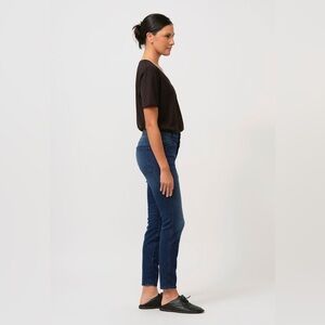 Closed Classic Blue Women's Jeans straight skinny fitted 27